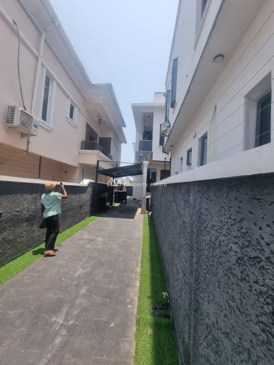 Downstairs Room Inside a Shared Duplex, Divine Homes at Thomas Estate, Ajah, Lagos, Self Contain (single Rooms) for Rent