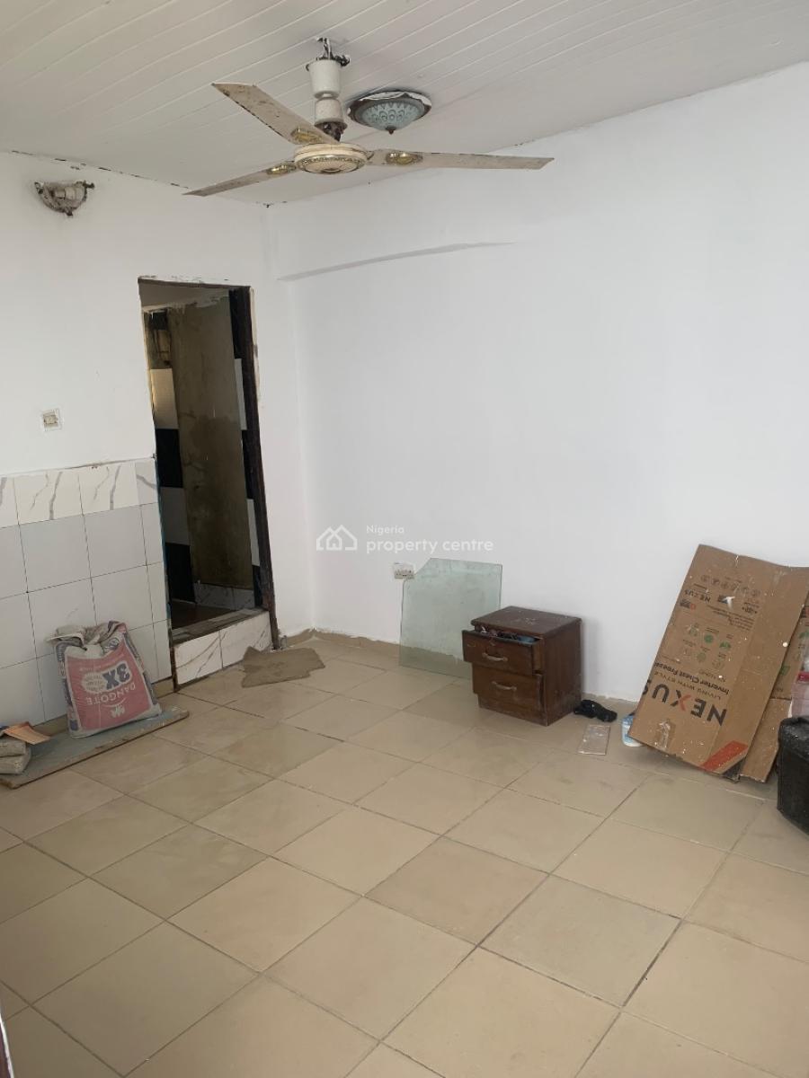 a Well Maintained Room Self Contained, Orchid/ Conservation, Lekki Phase 2, Lekki, Lagos, Self Contain (single Rooms) for Rent