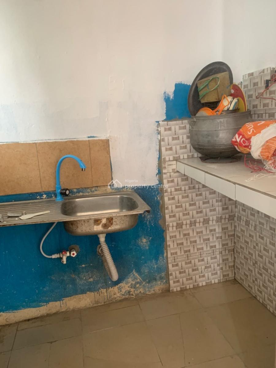 a Well Maintained Room Self Contained, Orchid/ Conservation, Lekki Phase 2, Lekki, Lagos, Self Contain (single Rooms) for Rent