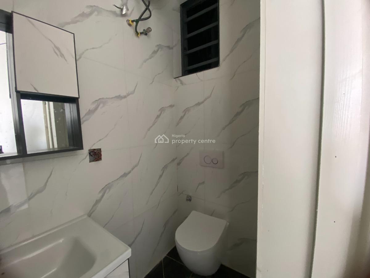 Luxury 3-bedroom Apartment with Bq, Lekki Phase 1, Lekki, Lagos, Flat / Apartment for Sale