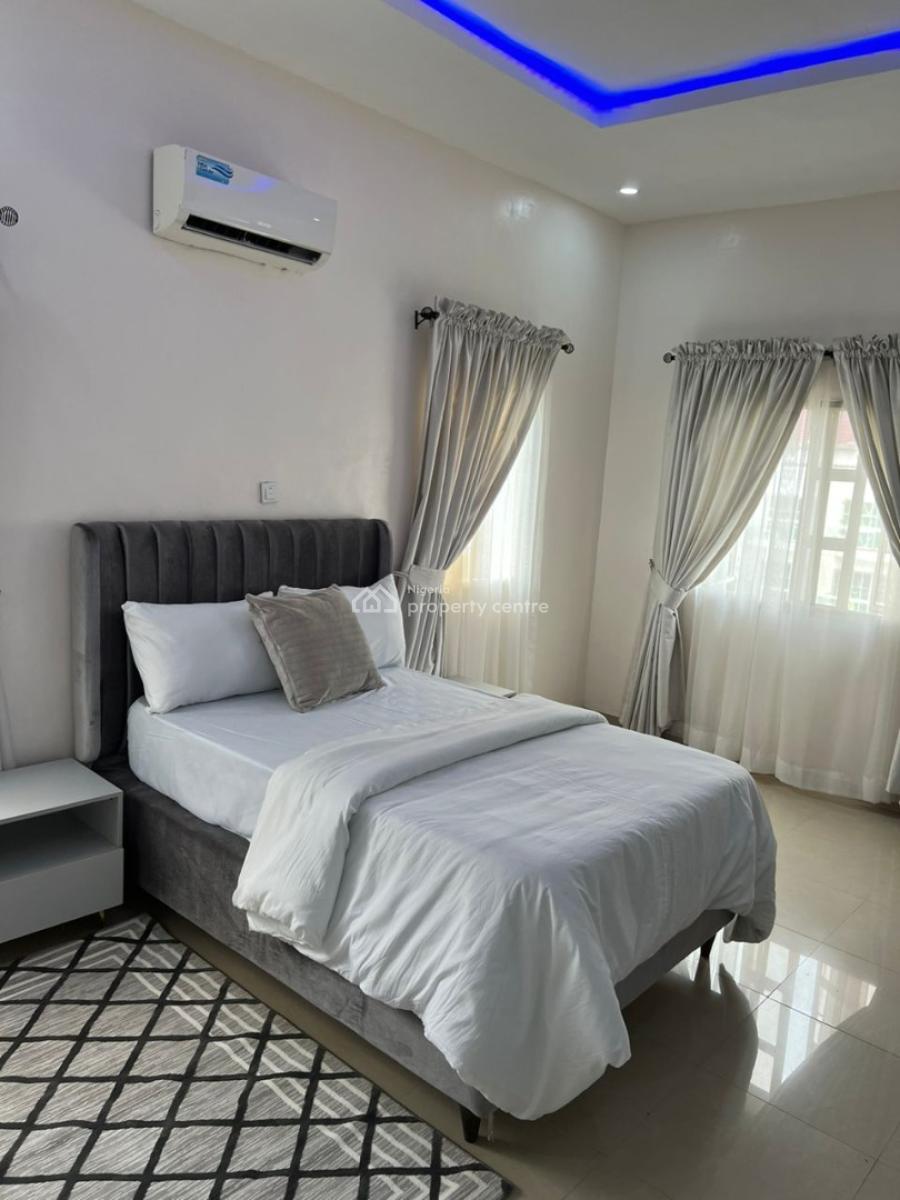 Luxuriously Furnished 4 Bedroom Apartment with Swimming Pool, Oniru, Victoria Island (vi), Lagos, Flat / Apartment for Rent