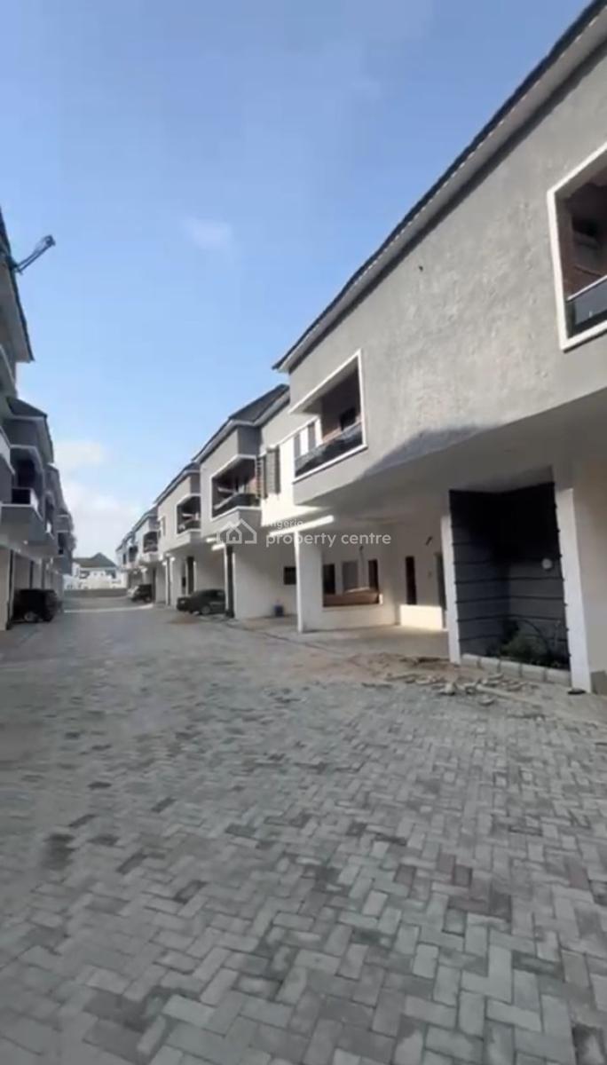 Spacious 4 Bedroom Terraced Duplex (video), Lekki Phase 1, Lekki, Lagos, Terraced Duplex for Rent