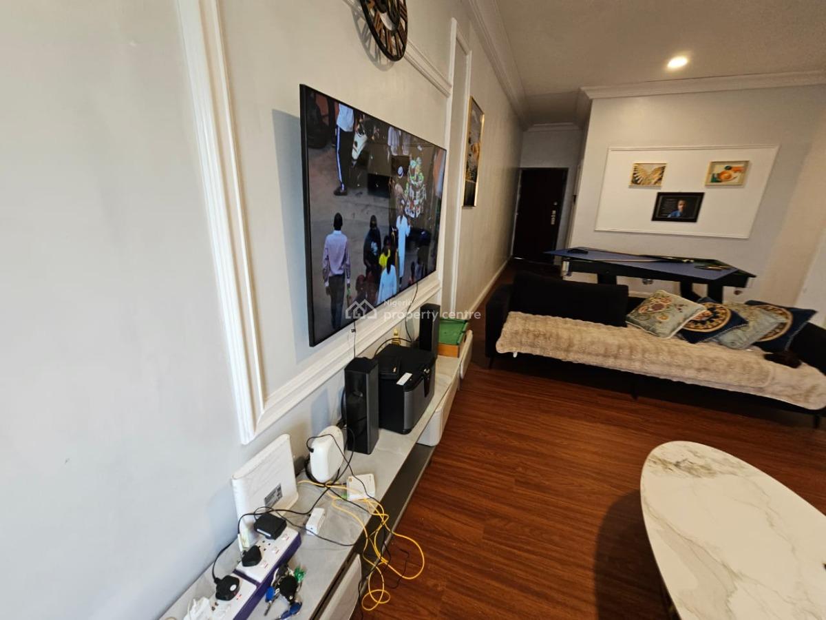 Luxury Furnished 2 Bedroom Upstairs, with 24 Hours Power, Elevator, Off Admiralty Way, Lekki Phase 1, Lekki, Lagos, Flat / Apartment for Rent