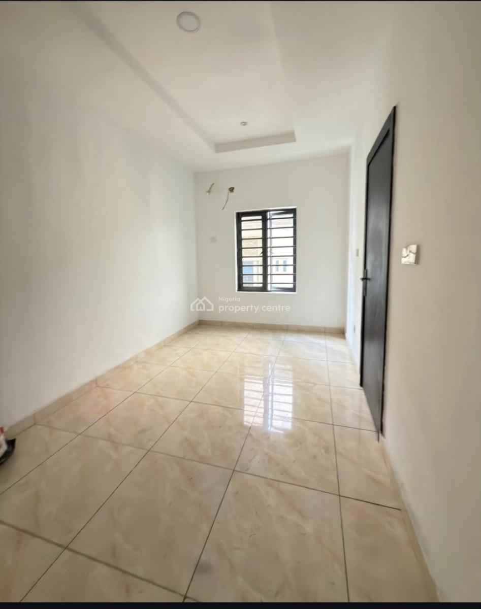 4 Bedroom Spacious House with a Bq, Anthony, Maryland, Lagos, Terraced Duplex for Sale