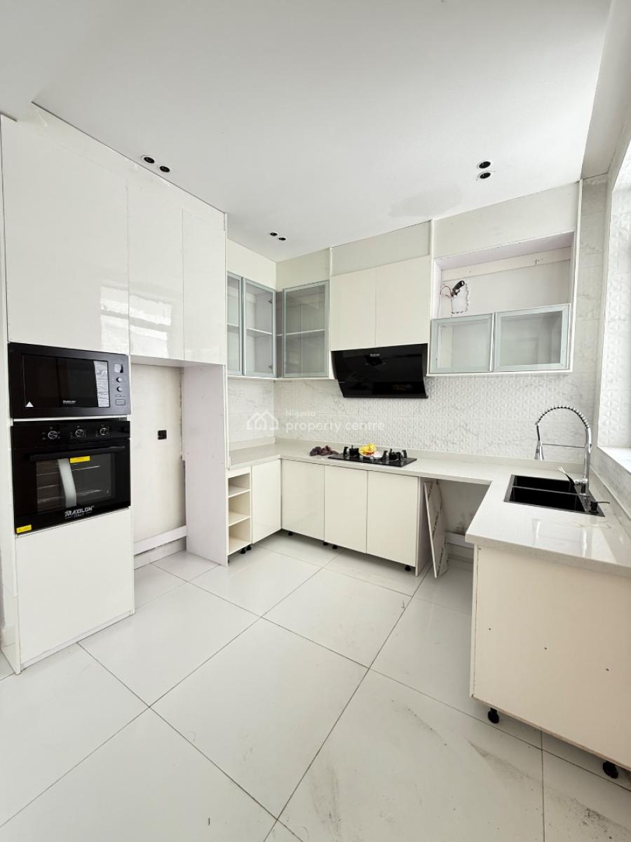 Spacious 2 Bedroom Apartment with Pool, Gym & Elevator, Ikate, Lekki, Lagos, Flat / Apartment for Sale