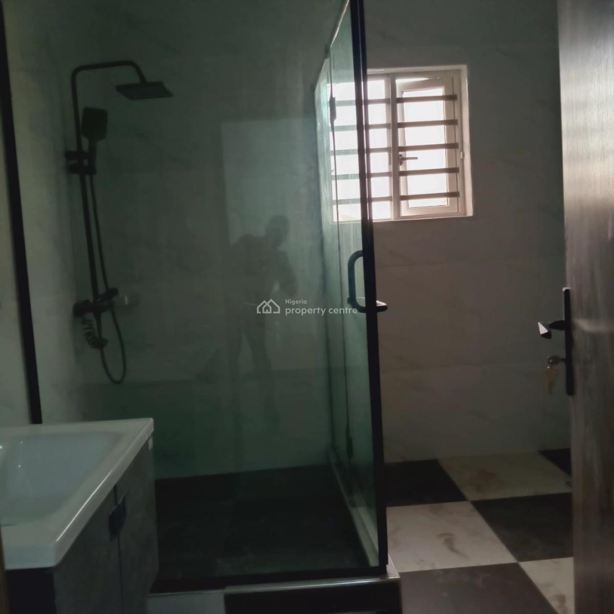 Brand New 4-bedroom Terrace Duplex Located in a Secure Estate, Lekki Phase 1, Lekki, Lagos, Terraced Duplex for Rent