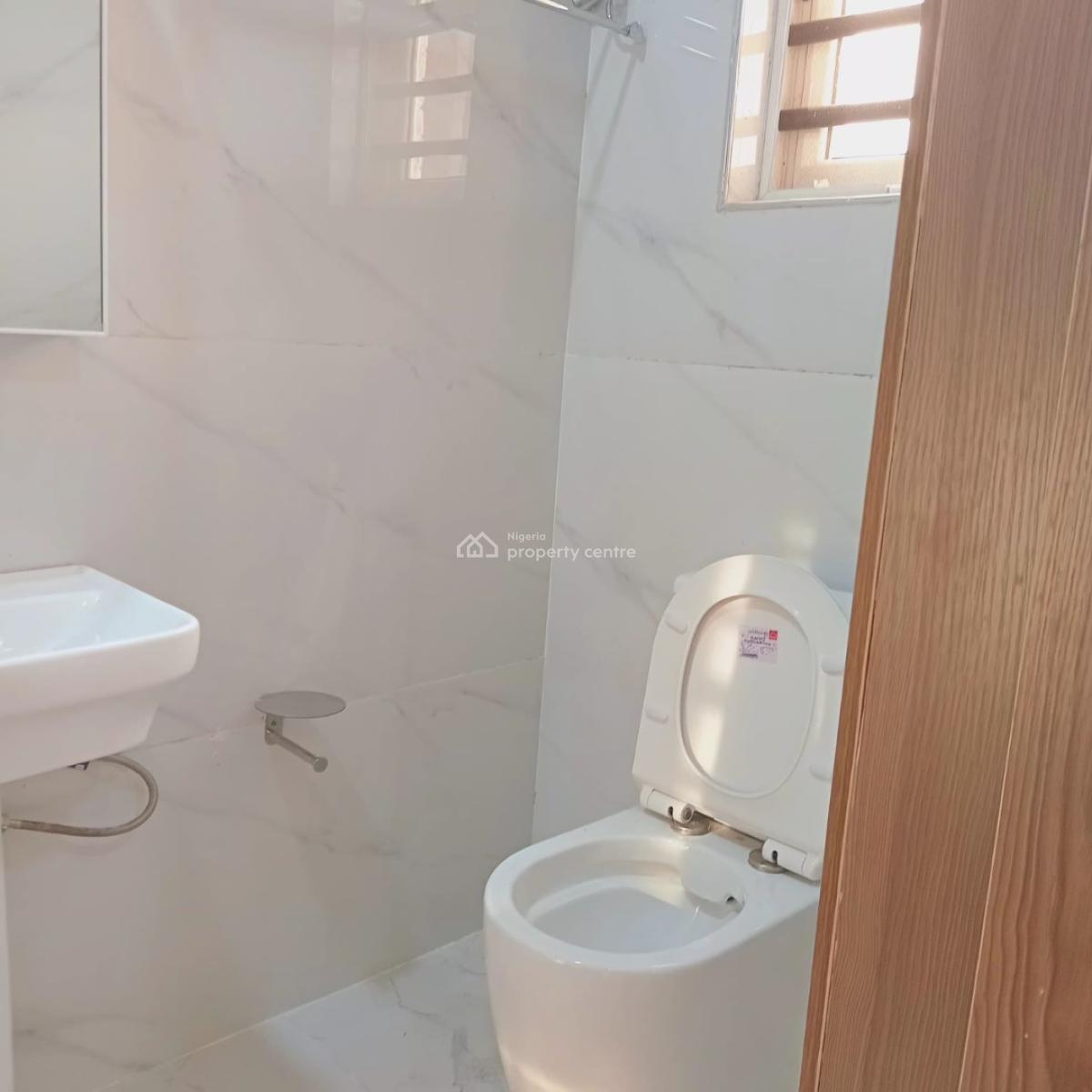 Brand New 4-bedroom Terrace Duplex Located in a Secure Estate, Lekki Phase 1, Lekki, Lagos, Terraced Duplex for Rent