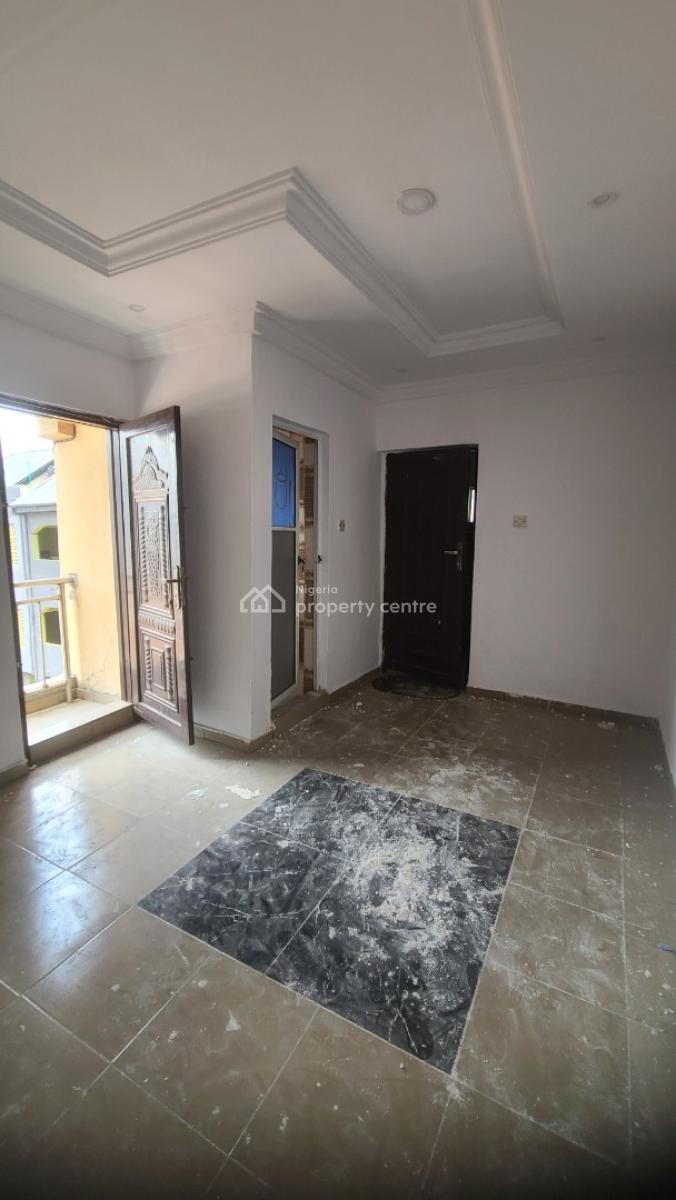 Lovely 1 Bedroom Flat Upstairs with 1 Toilet 1 Bath, Off Aborishade Road, Lawanson, Surulere, Lagos, Mini Flat (room and Parlour) for Rent