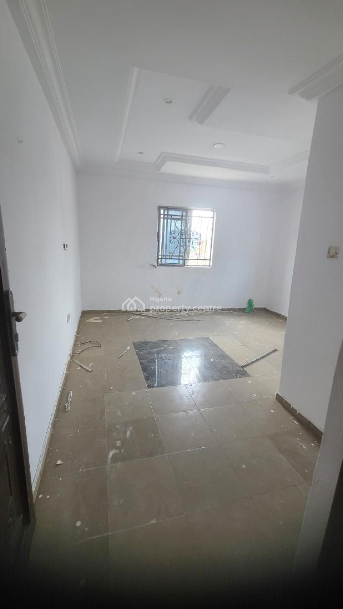 Lovely 1 Bedroom Flat Upstairs with 1 Toilet 1 Bath, Off Aborishade Road, Lawanson, Surulere, Lagos, Mini Flat (room and Parlour) for Rent