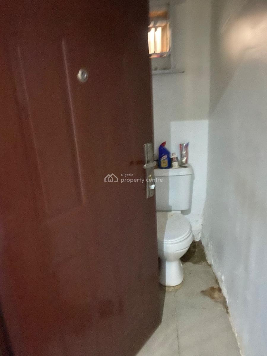 One Rooms and Parlour for Shop and Office Space Facing The Major Road, Opposite Fcmb Bank Jabi, Jabi, Abuja, Shop for Rent