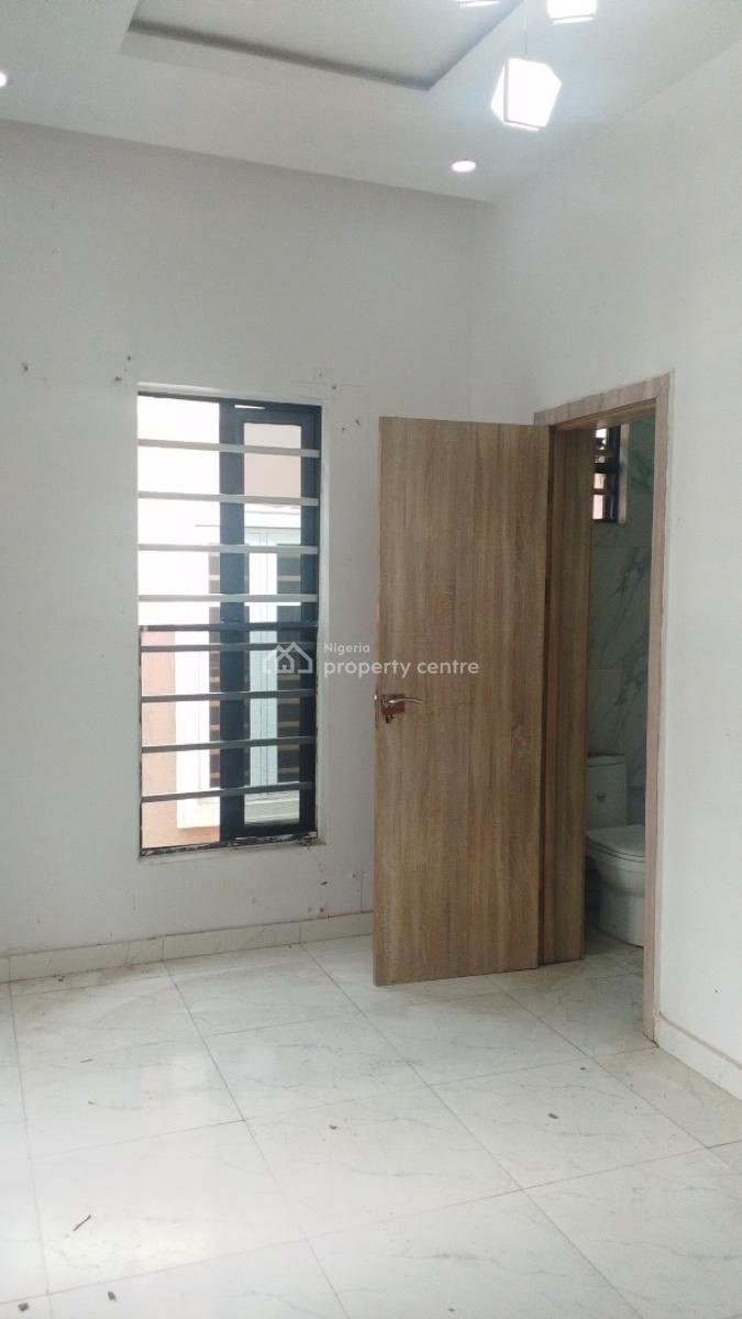 a Spacious Room, Chevron Alternative Route, Tulip Heaven Estate, Lekki, Lagos, Self Contain (single Rooms) for Rent