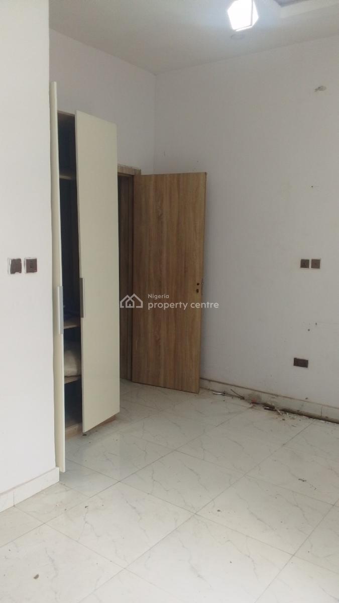 a Spacious Room, Chevron Alternative Route, Tulip Heaven Estate, Lekki, Lagos, Self Contain (single Rooms) for Rent