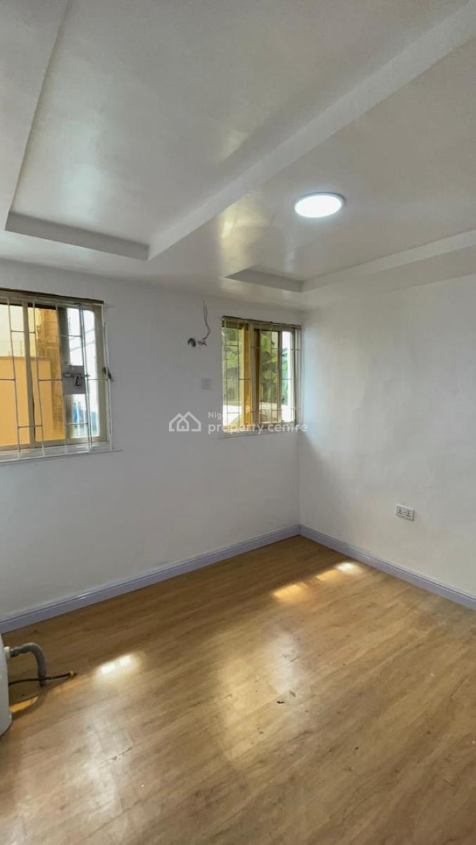 Fully Serviced 1 Bedroom Detached Bungalow, Lekki Phase 1, Lekki, Lagos, Detached Bungalow for Rent