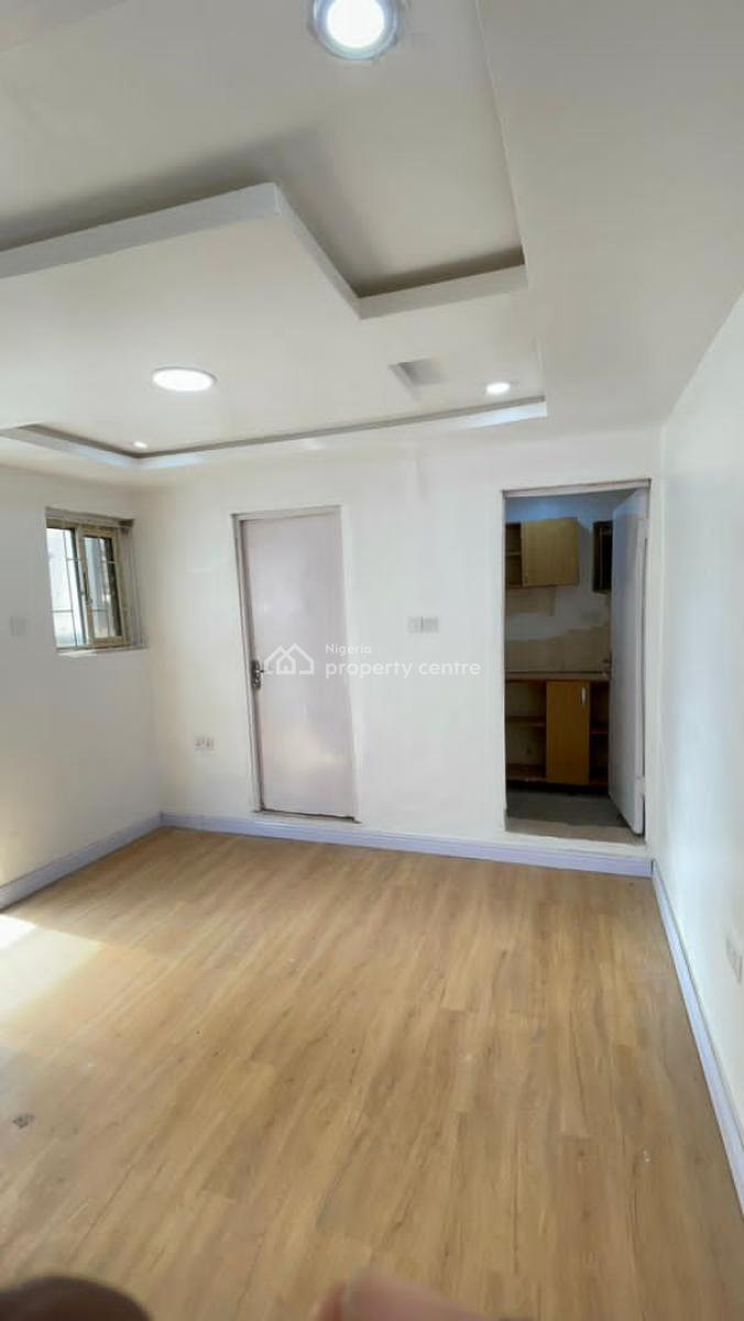 Fully Serviced 1 Bedroom Detached Bungalow, Lekki Phase 1, Lekki, Lagos, Detached Bungalow for Rent