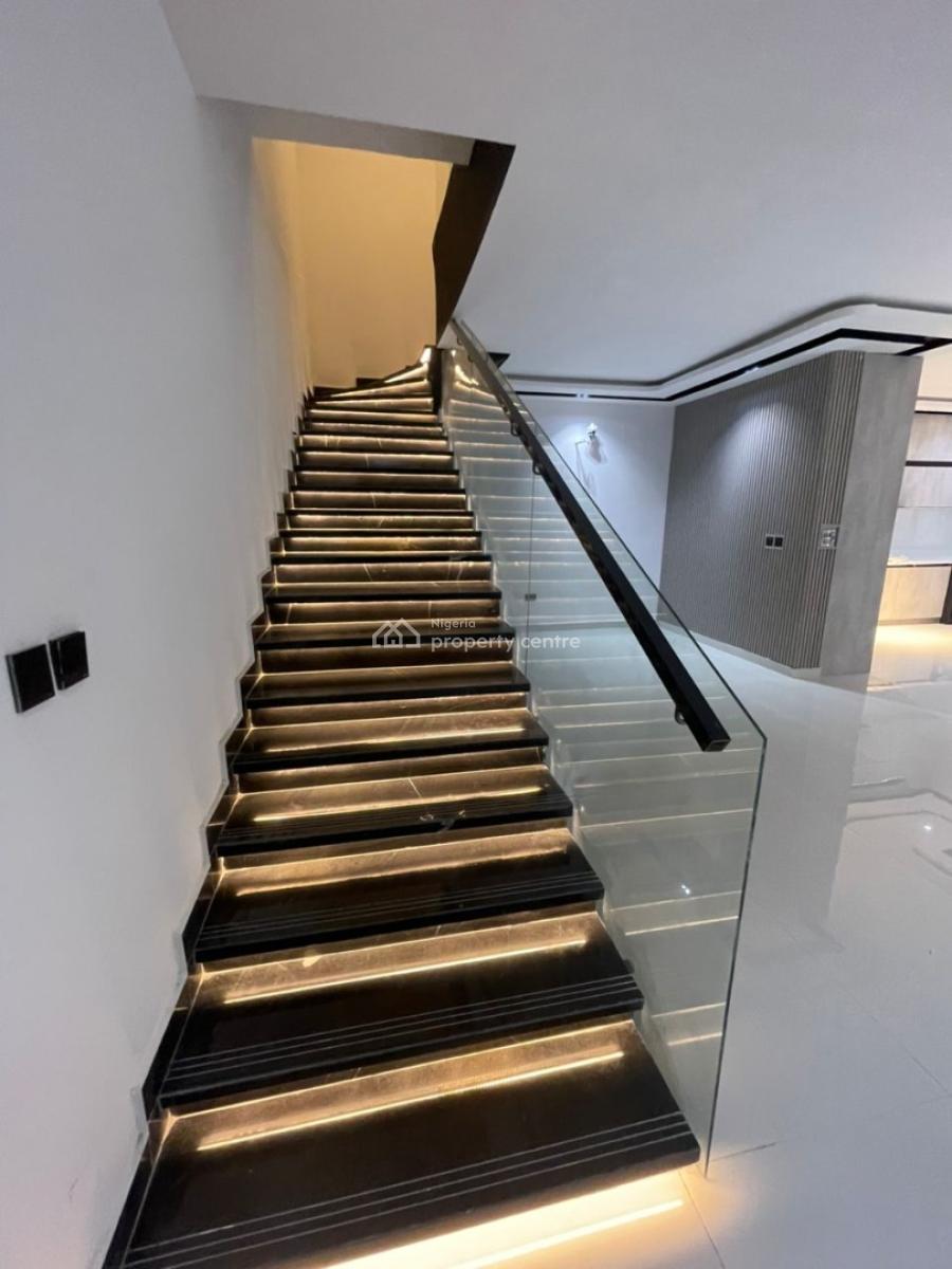 Luxury Newly Built Two Bedroom with Excellent Facility, Lekki Phase Admiralty Way, Lekki, Lagos, Flat / Apartment for Rent