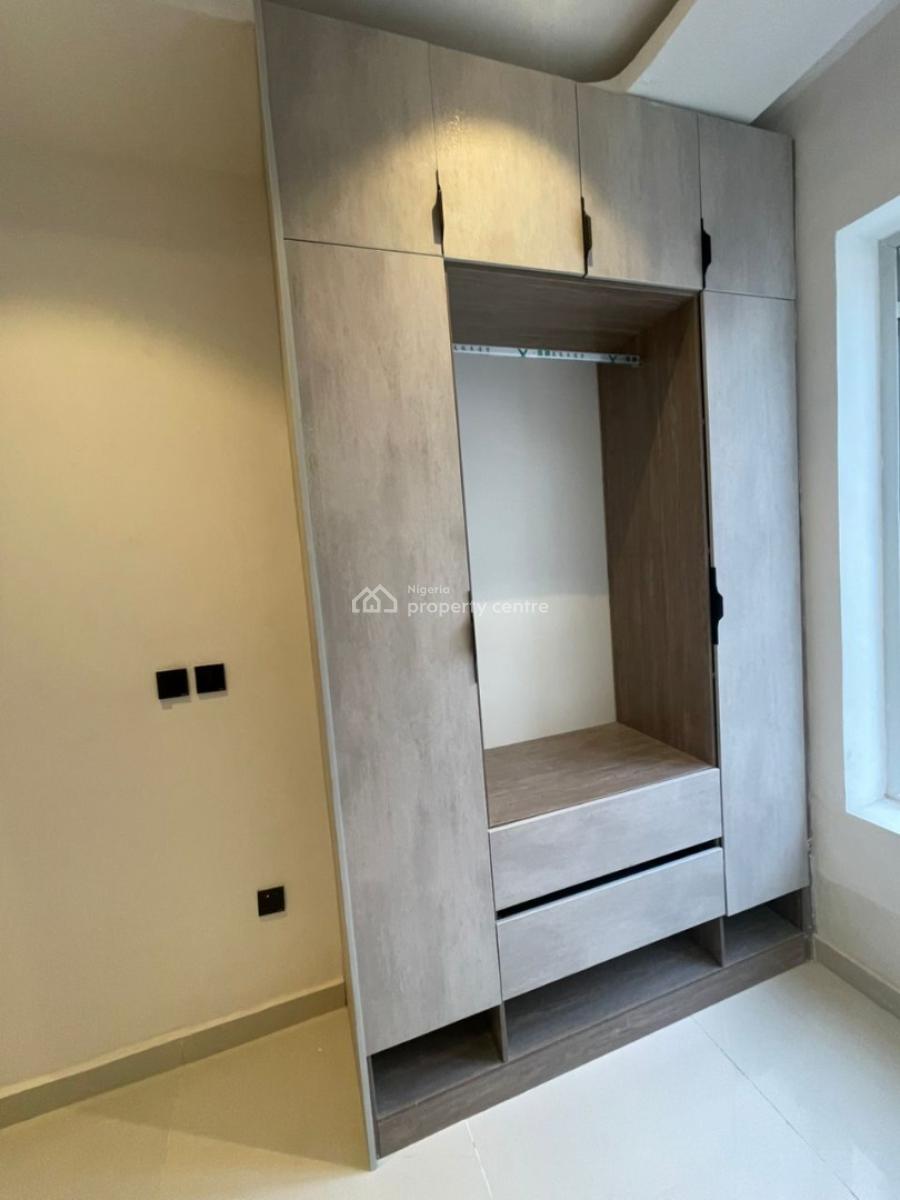 Luxury Newly Built Two Bedroom with Excellent Facility, Lekki Phase Admiralty Way, Lekki, Lagos, Flat / Apartment for Rent
