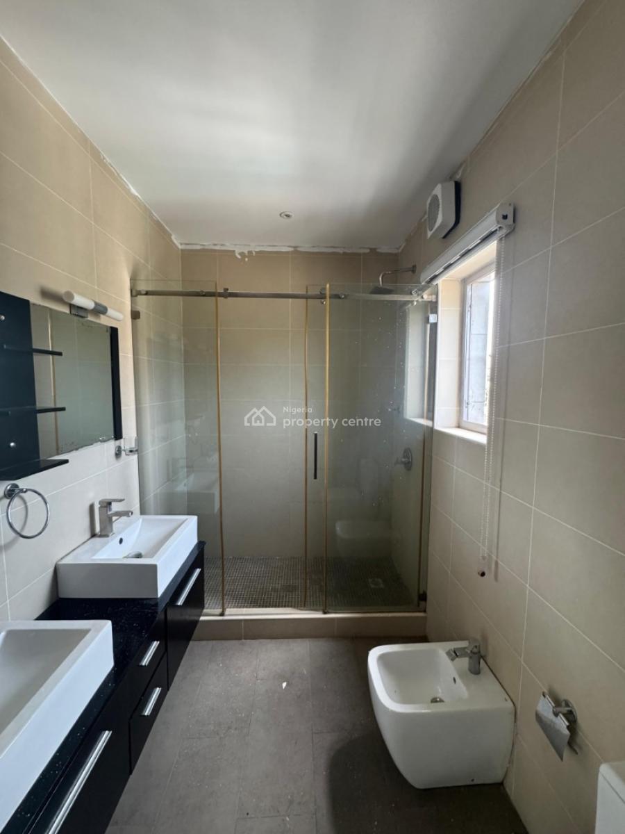 Well Finished 3-bedroom Apartment with a Bq, Victoria Island (vi), Lagos, Flat / Apartment for Rent