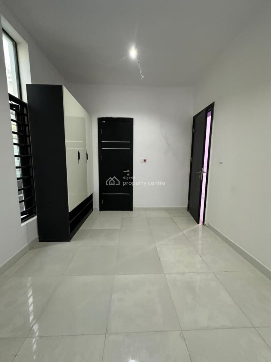 Clean 4 Bedroom Semi Detached Duplex with Bq, Ikota, Lekki, Lagos, Semi-detached Duplex for Rent