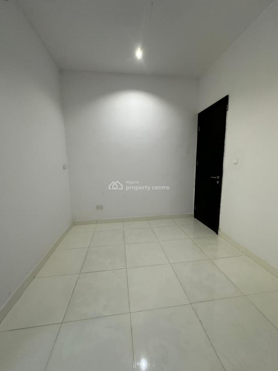 Clean 4 Bedroom Semi Detached Duplex with Bq, Ikota, Lekki, Lagos, Semi-detached Duplex for Rent