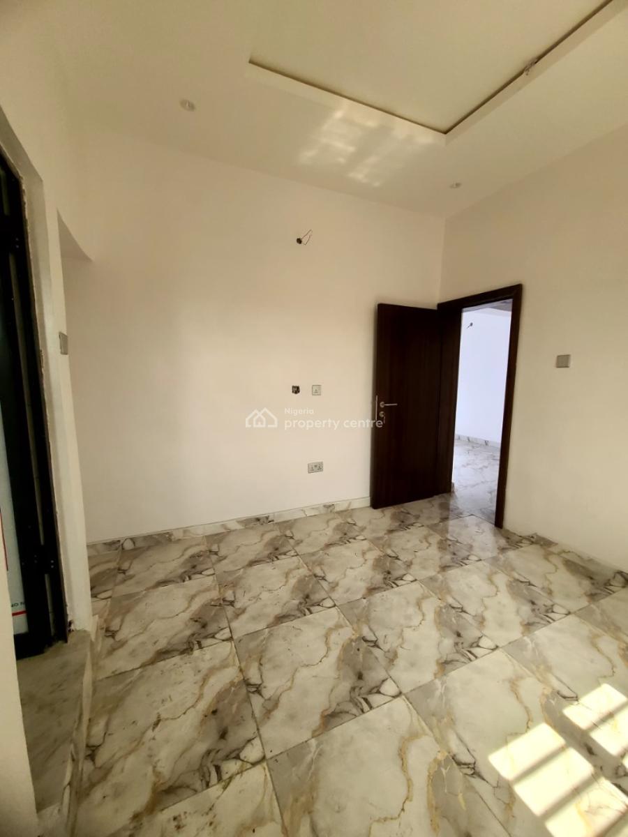 Brand New 2-bedroom Apartment, Iwaya, Yaba, Lagos, Flat / Apartment for Rent