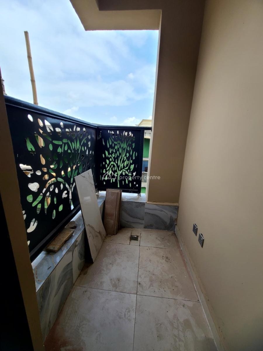 Brand New 2-bedroom Apartment, Iwaya, Yaba, Lagos, Flat / Apartment for Rent