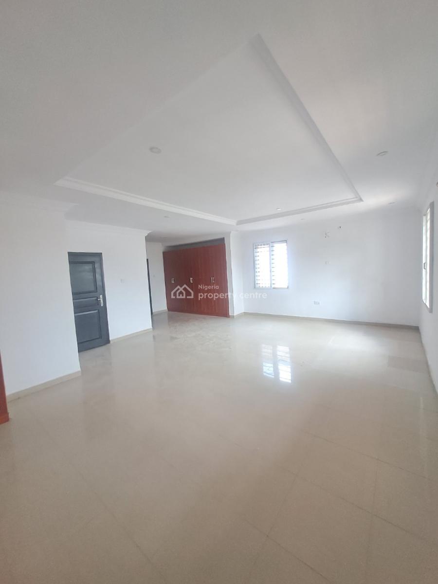 Well Built 5 Bedroom Semi Detach with Bq for Commercial Use, Lekki Phase 1, Lekki, Lagos, Office Space for Rent