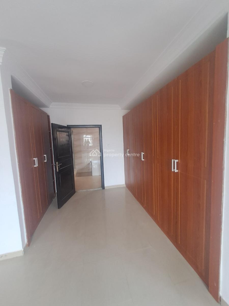 Well Built 5 Bedroom Semi Detach with Bq for Commercial Use, Lekki Phase 1, Lekki, Lagos, Office Space for Rent