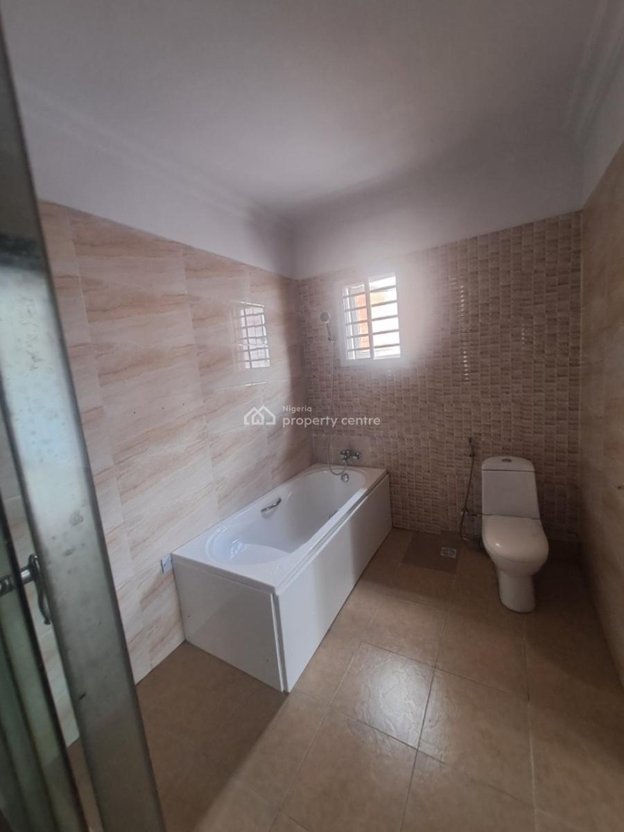 Well Built 5 Bedroom Semi Detach with Bq for Commercial Use, Lekki Phase 1, Lekki, Lagos, Office Space for Rent