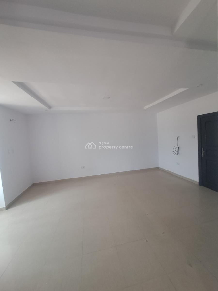 Well Built 5 Bedroom Semi Detach with Bq for Commercial Use, Lekki Phase 1, Lekki, Lagos, Office Space for Rent