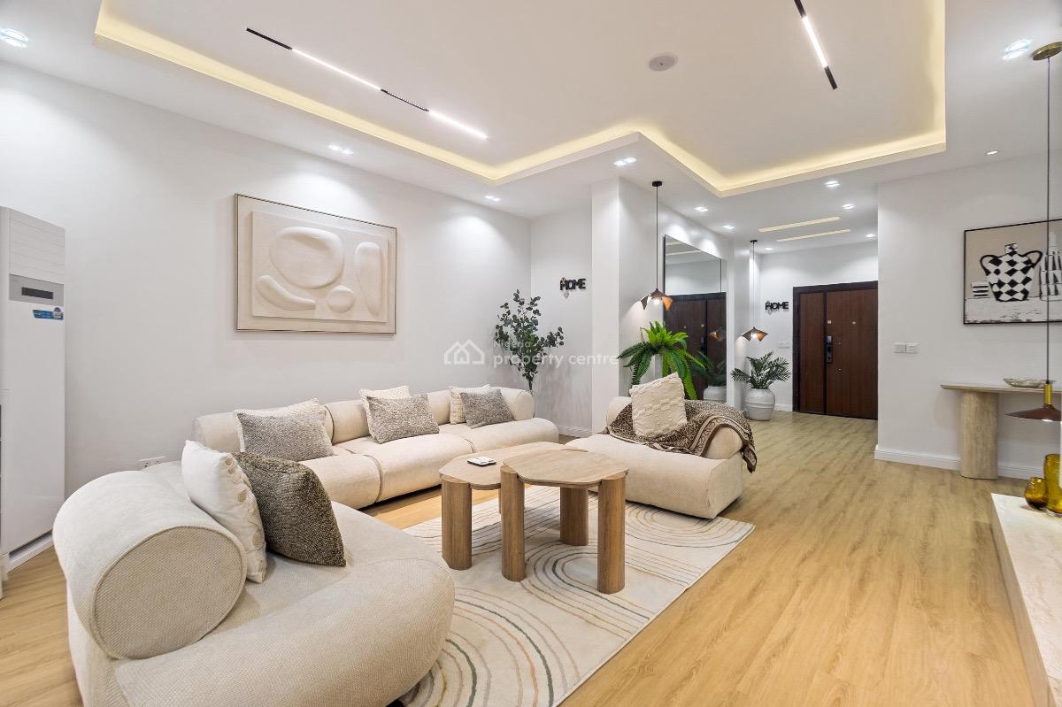 New Listing -  Cozy and Beautifully Furnished 3-bedroom Apartment, Banana Island Road, Banana Island, Ikoyi, Lagos, Flat / Apartment Short Let