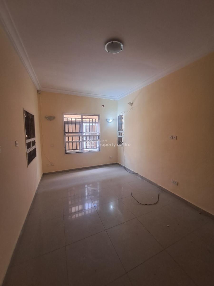 Well Built 3 Bedroom Apartment with Bq in a Gated Estate, Chevron Drive, Lekki, Lagos, Flat / Apartment for Rent