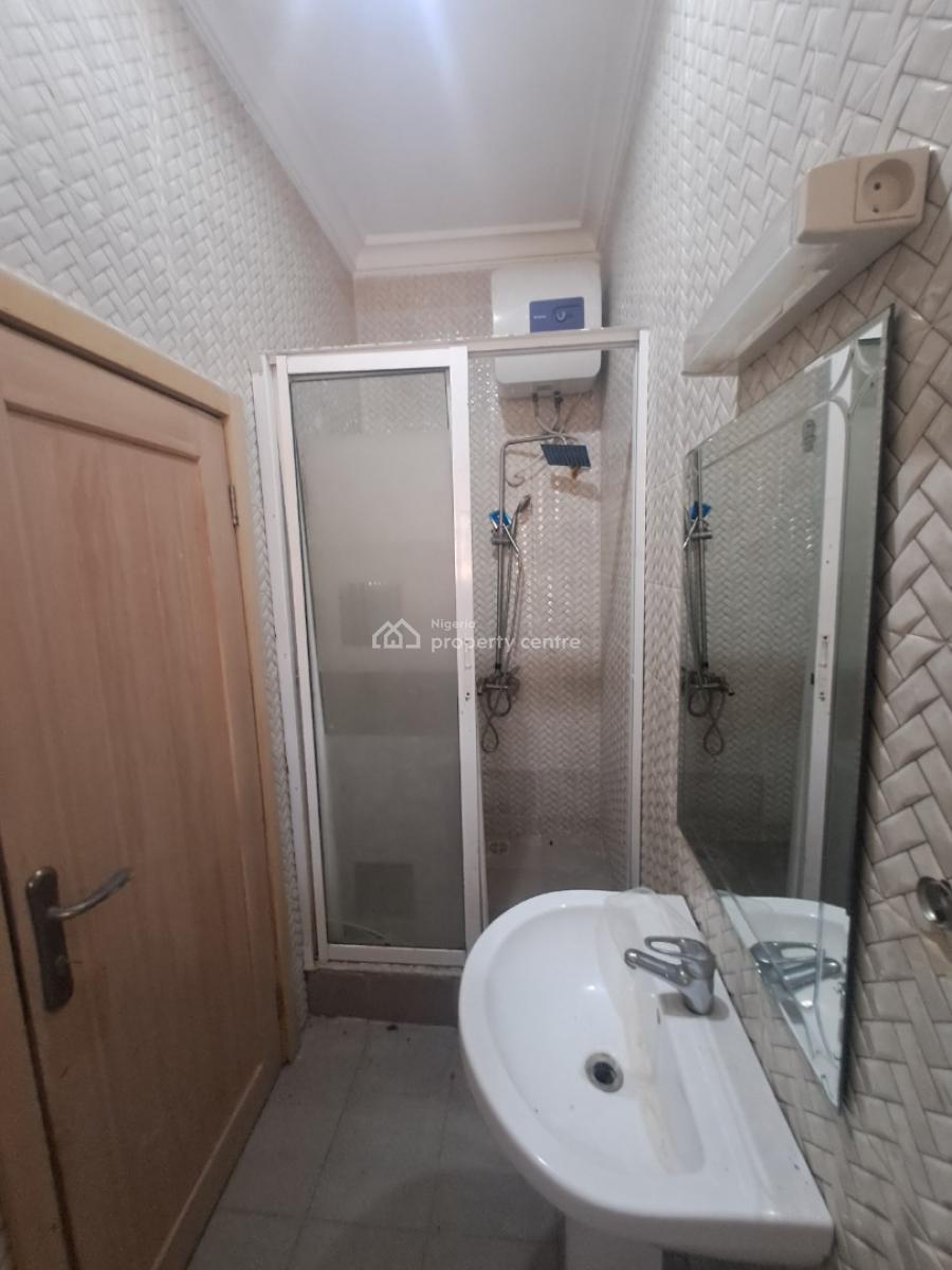 Well Built 3 Bedroom Apartment with Bq in a Gated Estate, Chevron Drive, Lekki, Lagos, Flat / Apartment for Rent