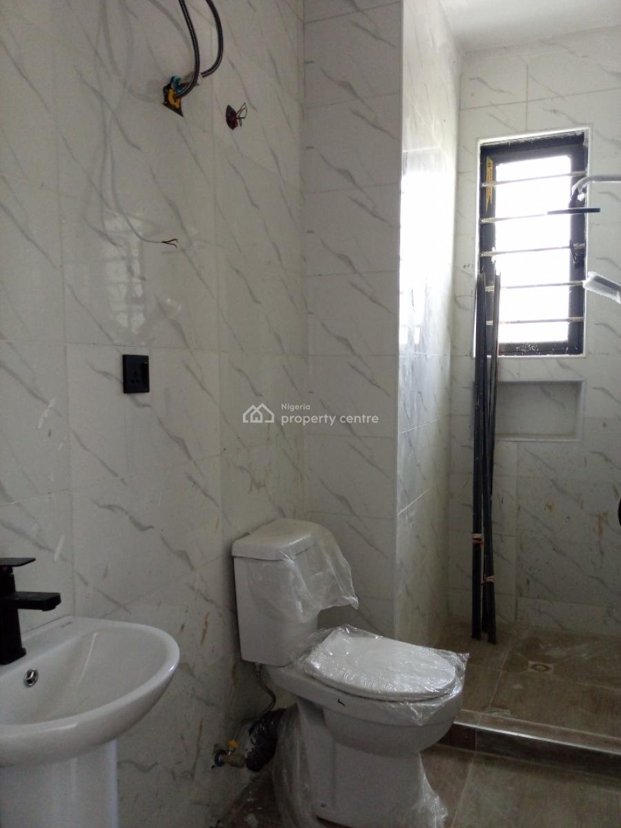 Styled 2 Bedroom Apartment with Neat Space, Agungi, Agungi, Lekki, Lagos, Flat / Apartment for Sale