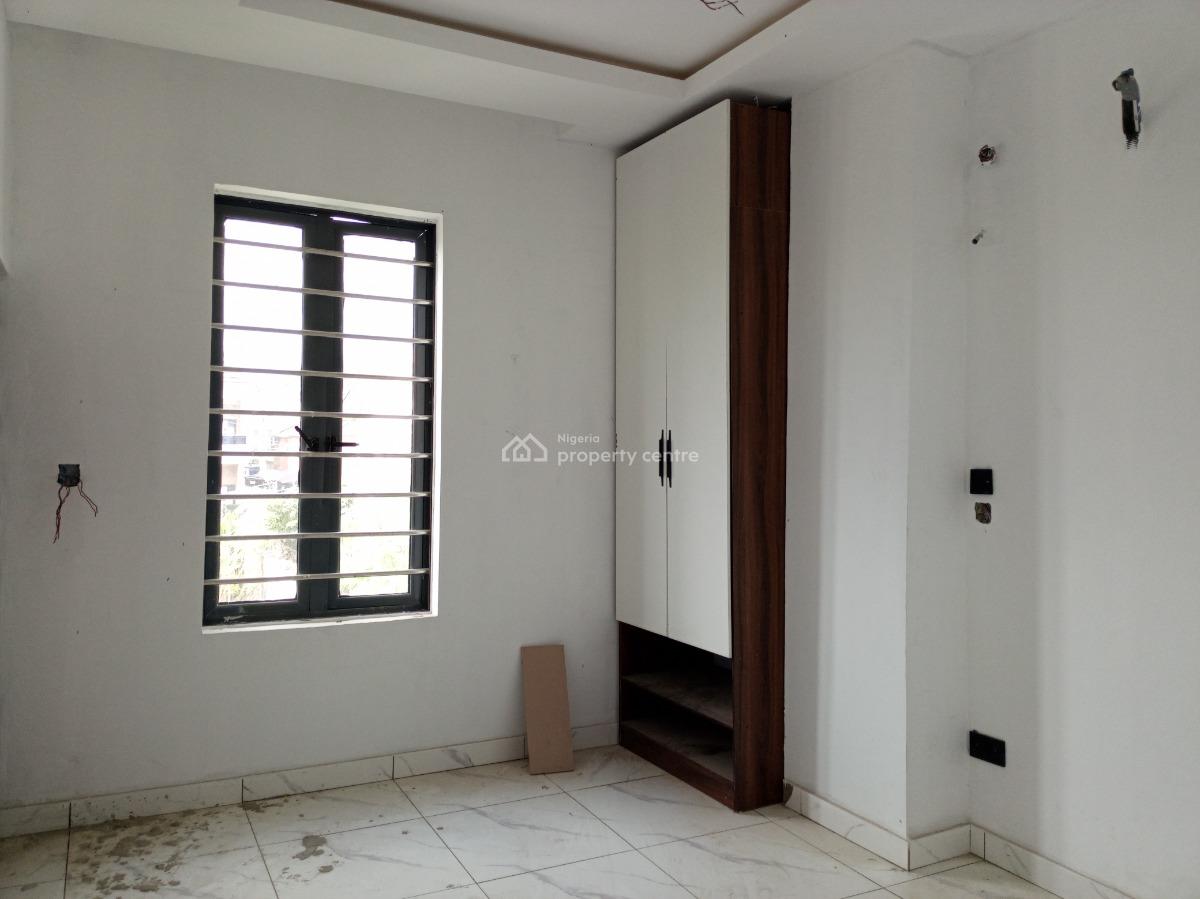 Styled 2 Bedroom Apartment with Neat Space, Agungi, Agungi, Lekki, Lagos, Flat / Apartment for Sale