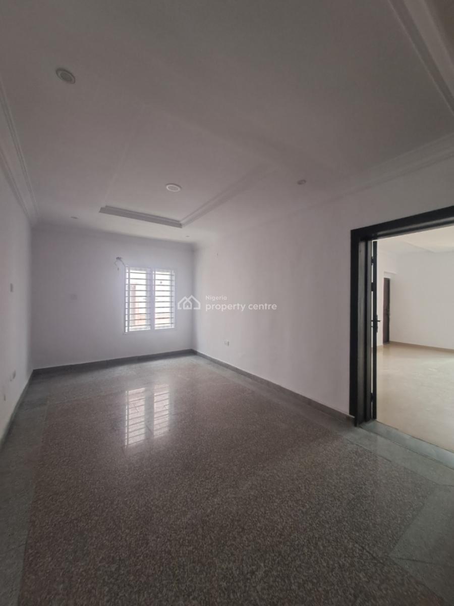 Well Built 5 Bedroom Semi Detached with Bq for Commercial Use, Lekki Phase 1, Lekki, Lagos, Office Space for Rent