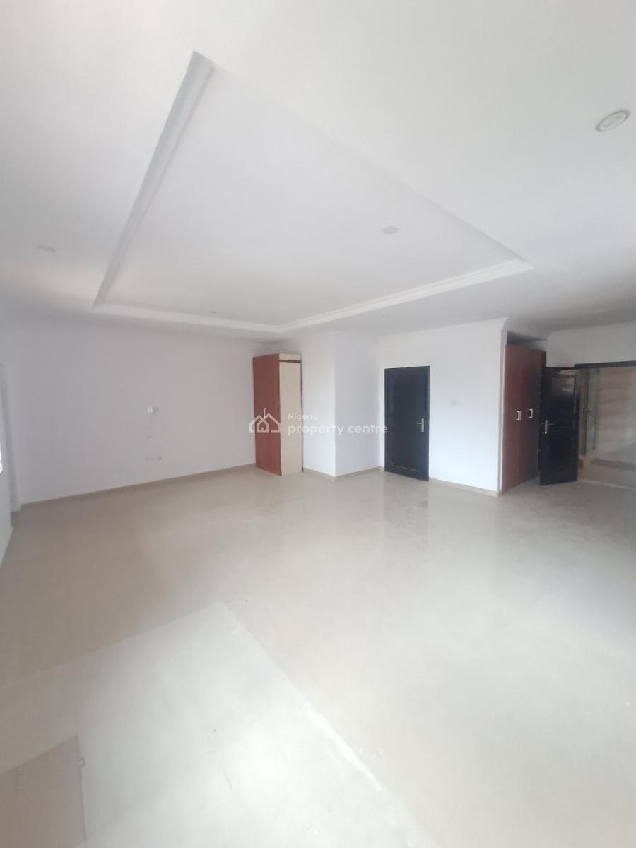 Well Built 5 Bedroom Semi Detached with Bq for Commercial Use, Lekki Phase 1, Lekki, Lagos, Office Space for Rent