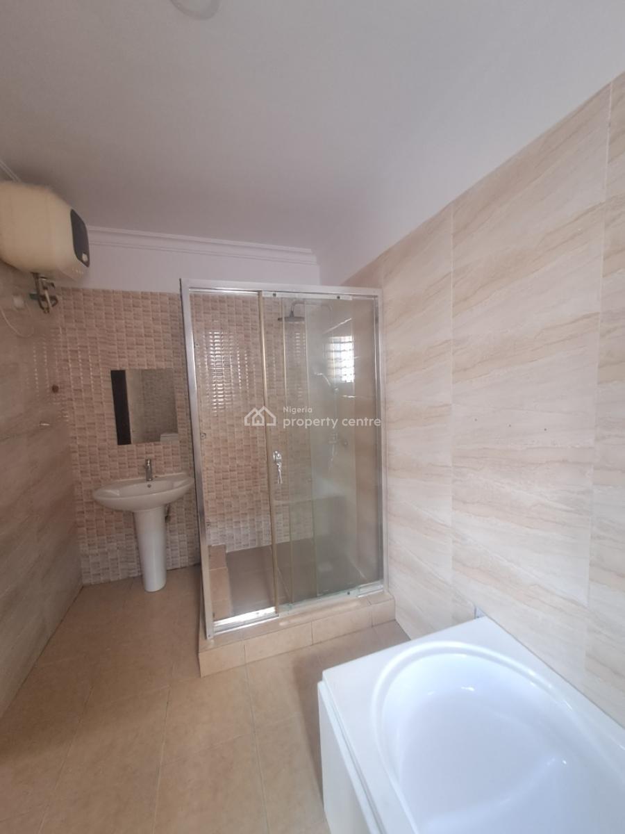 Well Built 5 Bedroom Semi Detached with Bq for Commercial Use, Lekki Phase 1, Lekki, Lagos, Office Space for Rent