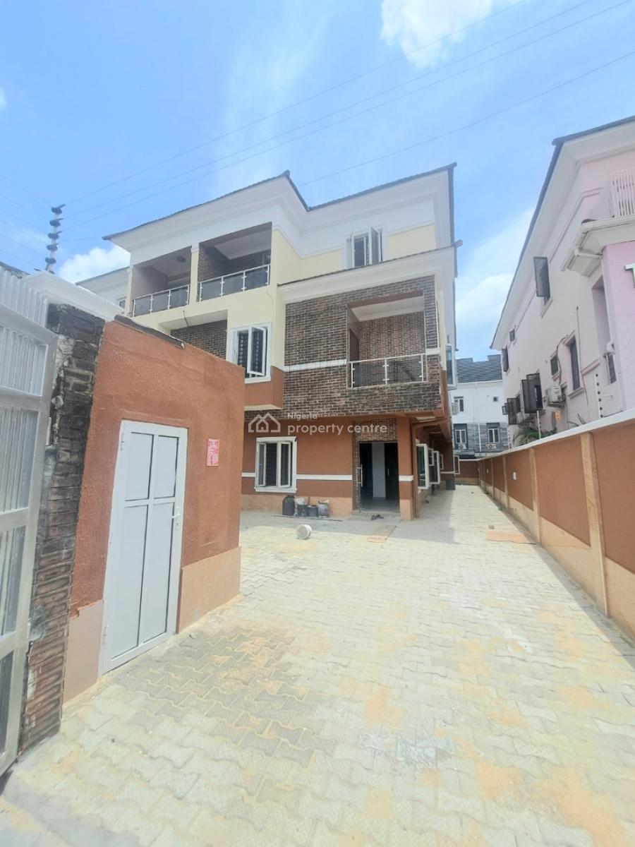 Well Built 5 Bedroom Semi Detached with Bq for Commercial Use, Lekki Phase 1, Lekki, Lagos, Office Space for Rent