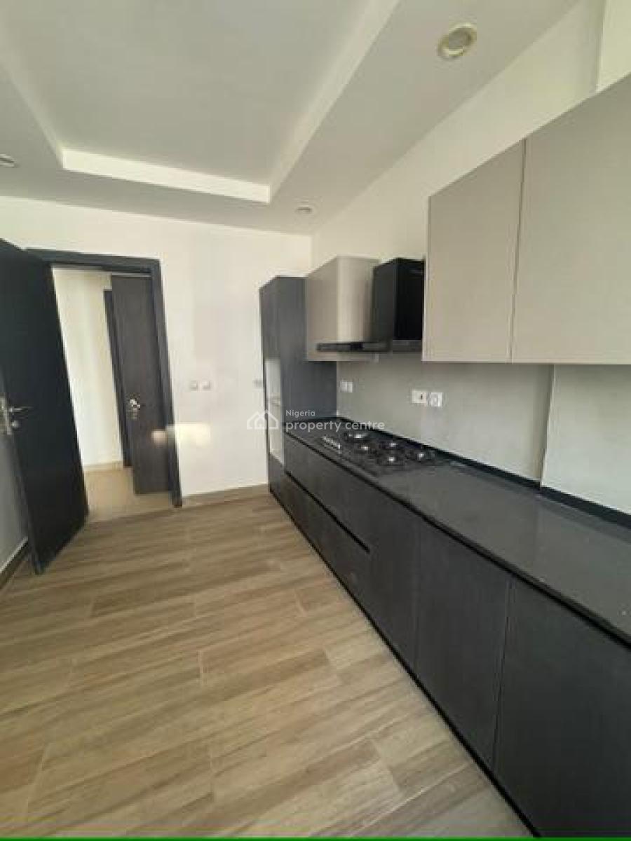 Well Finished 2-bedroom Apartment on The 5th Floor, Oniru, Victoria Island (vi), Lagos, Flat / Apartment for Rent