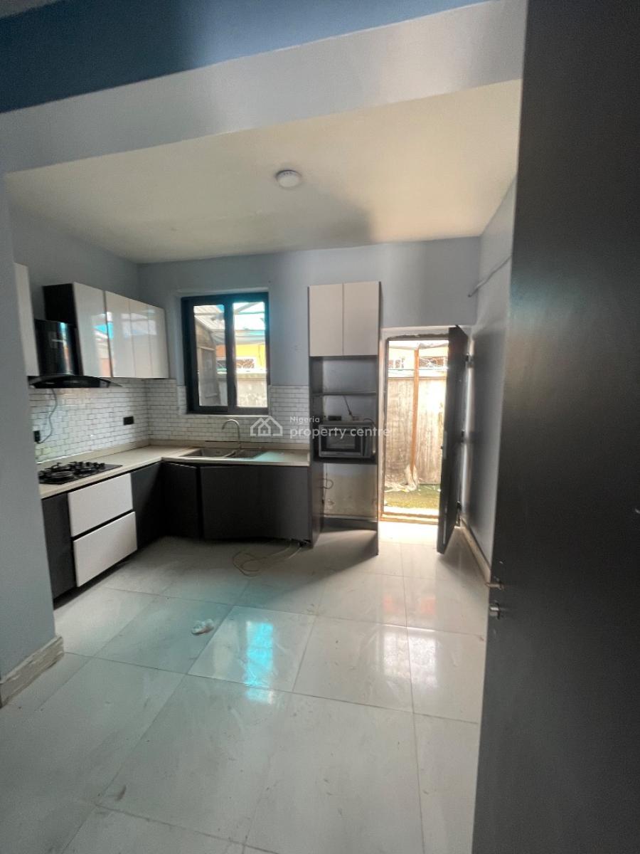 4 Bedroom Duplex with Room Boys Quarters, Worldoil Blenco, Ilasan, Lekki, Lagos, Terraced Duplex for Rent