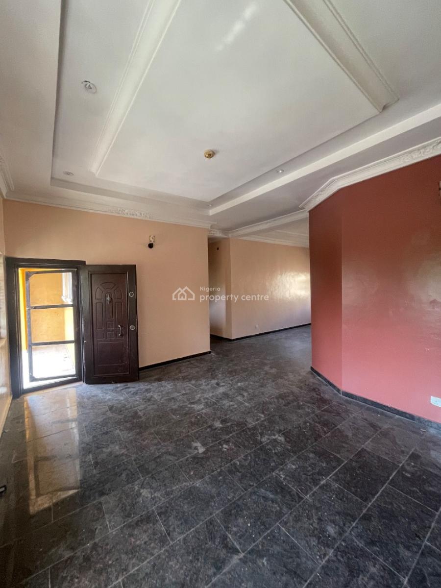 3bedrooms Flat Upstairs All Rooms En-suite, Lekki Right By Pinnacle, Lekki Phase 1, Lekki, Lagos, Flat / Apartment for Rent
