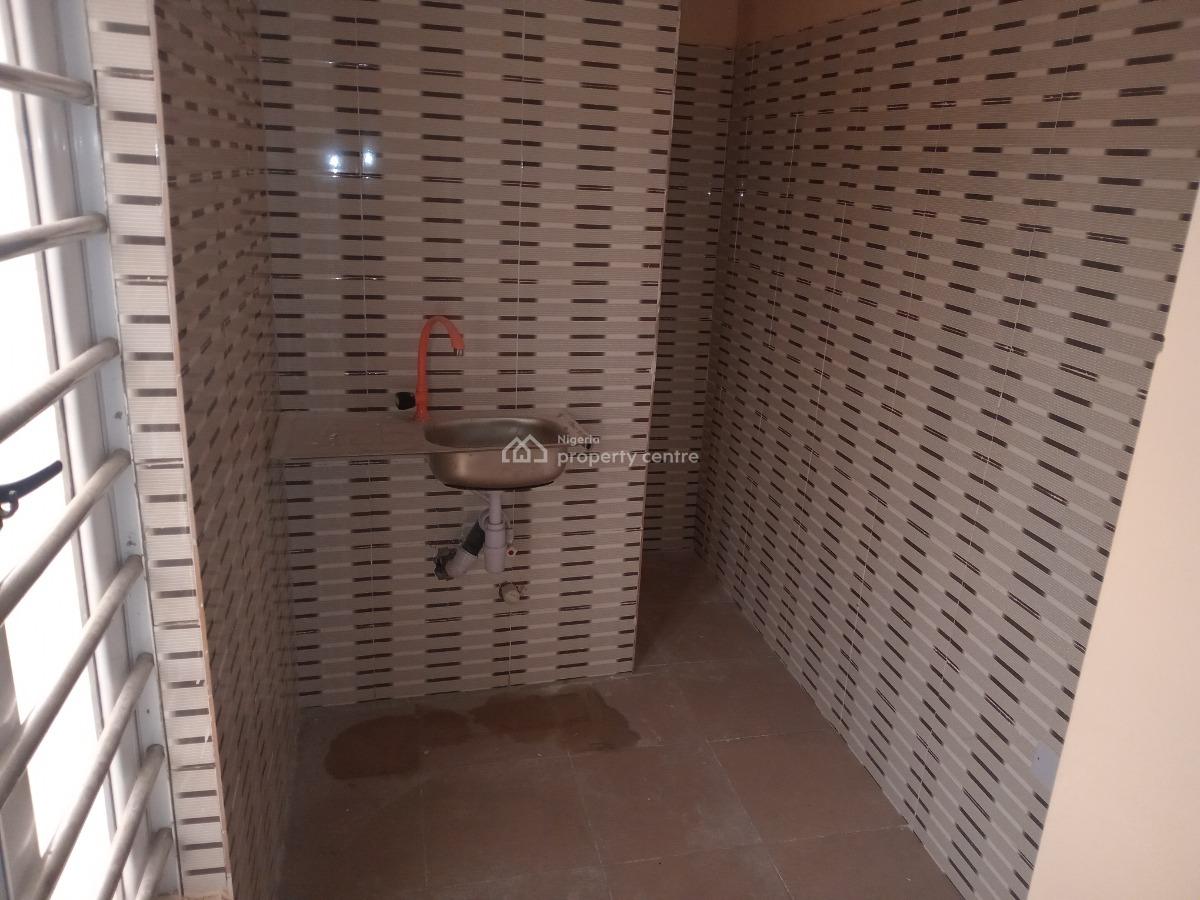 2 Bedroom Flat, Waec By Jibowu, Yaba, Lagos, Flat / Apartment for Rent