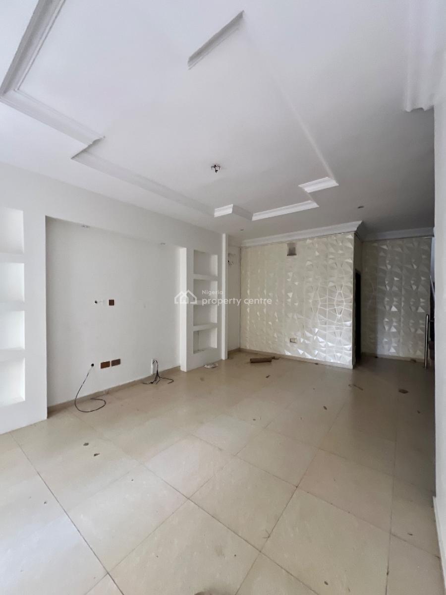 Spacious 5 Bedroom Duplex with Bq, Ikota, Lekki, Lagos, Semi-detached Duplex for Sale