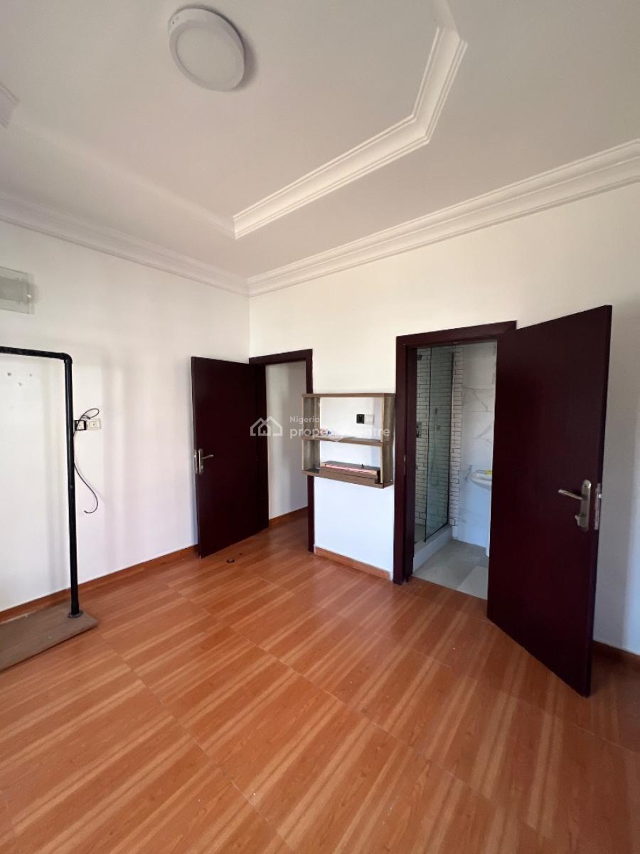 Spacious 5 Bedroom Duplex with Bq, Ikota, Lekki, Lagos, Semi-detached Duplex for Sale