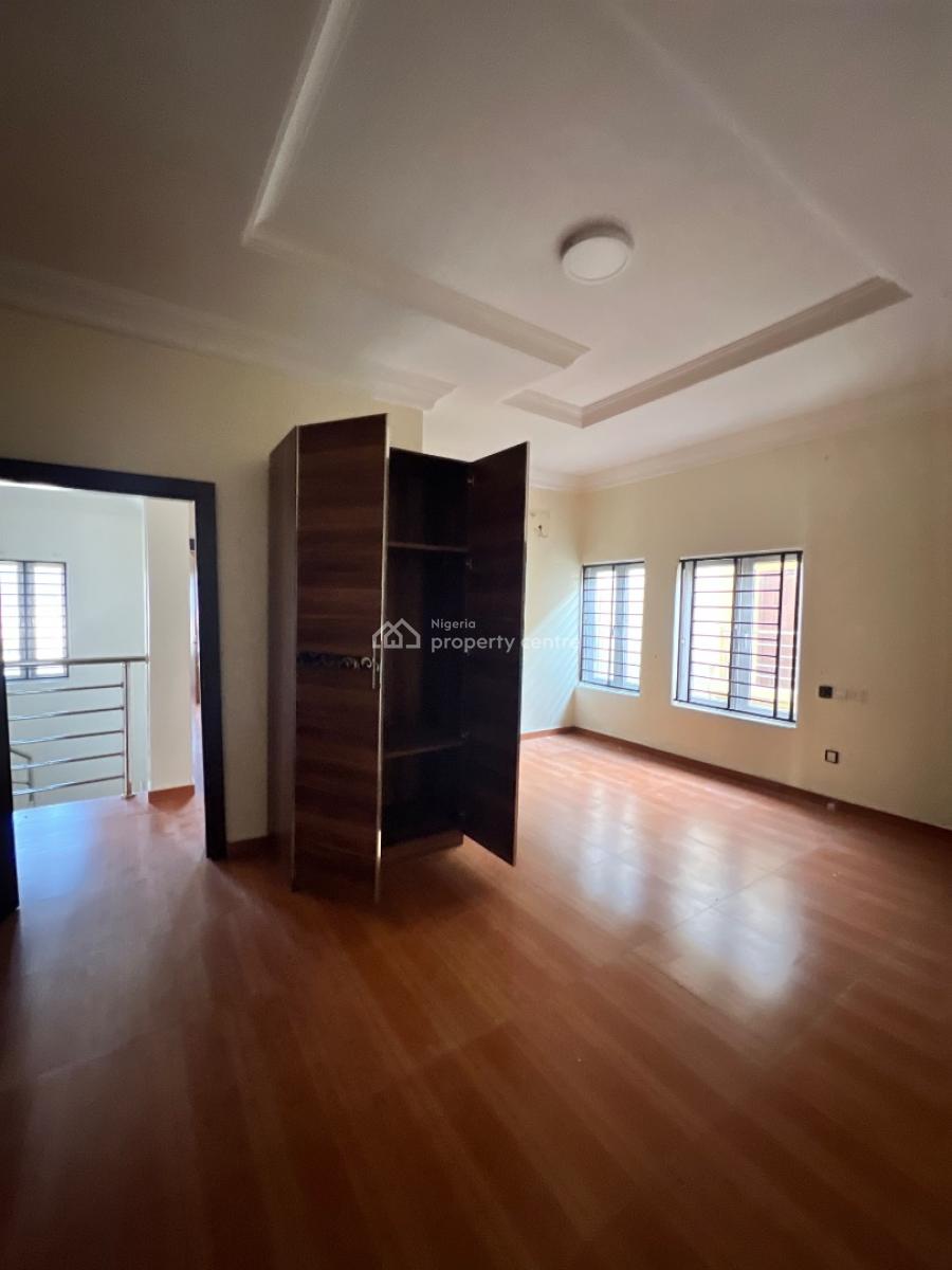 Spacious 5 Bedroom Duplex with Bq, Ikota, Lekki, Lagos, Semi-detached Duplex for Sale