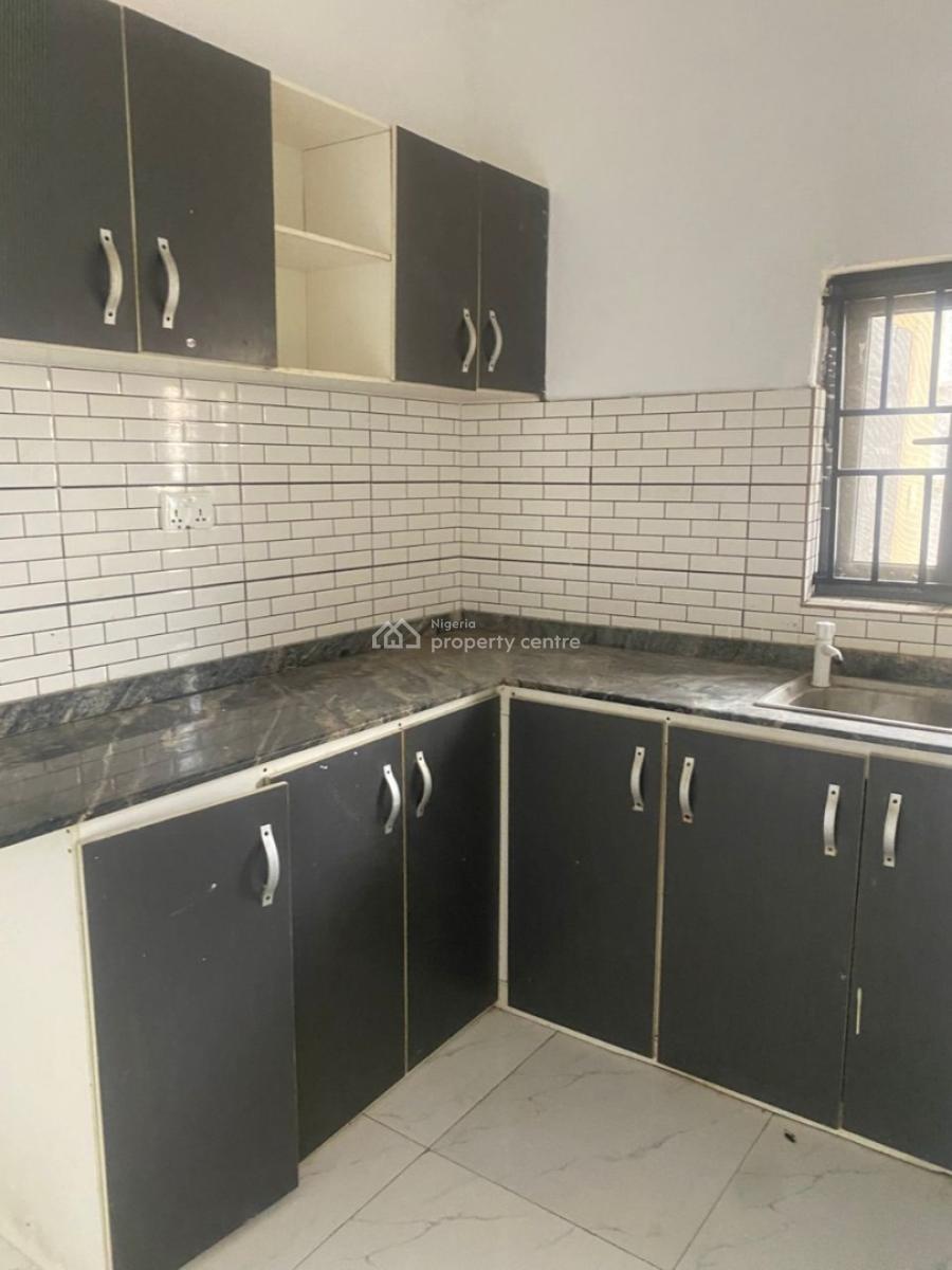 a Spacious 2 Bedroom Apartment, Pennisula Estate, Behind Blenco Sangotedo, Sangotedo, Ajah, Lagos, House for Rent