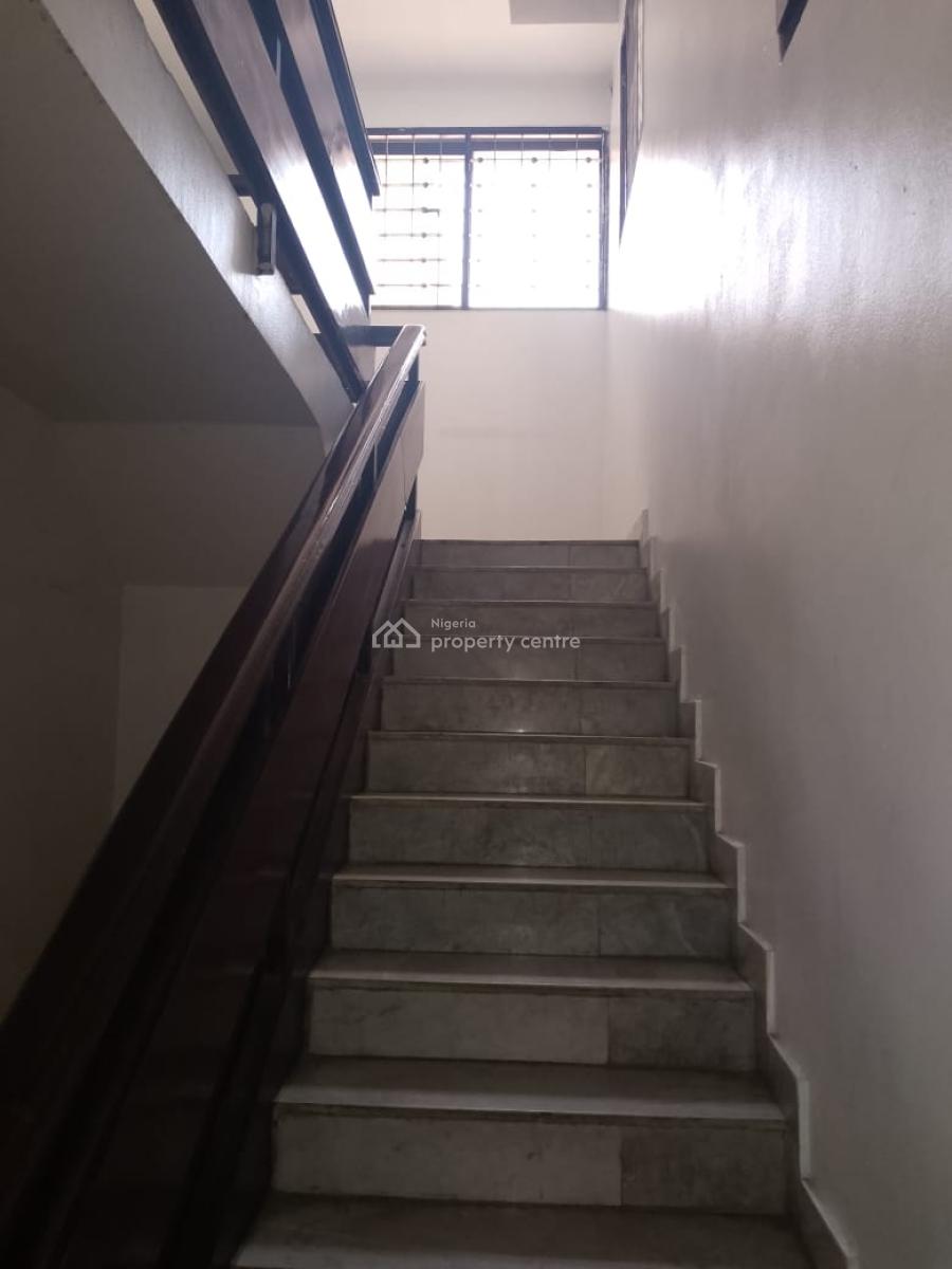 7 Bedroom Fully Detached Duplex+2 Rooms Bq and Sweeping Pool, Gra, Ikeja, Lagos, Detached Duplex for Rent