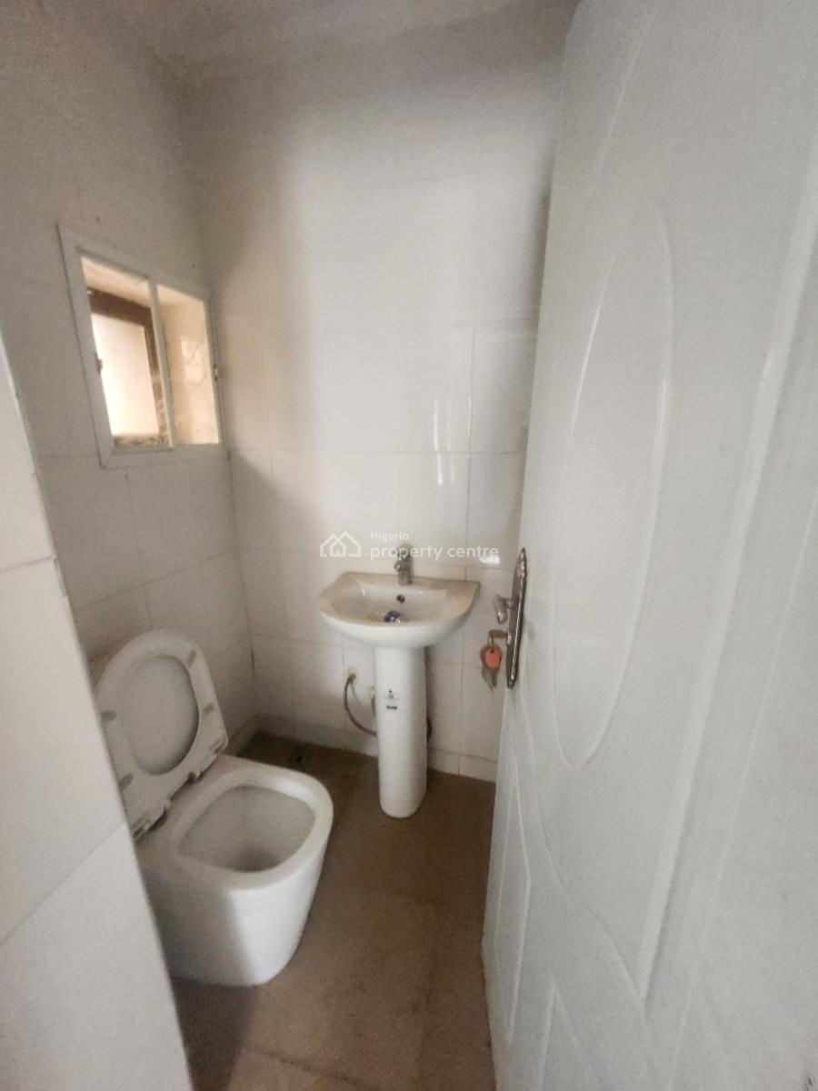 Clean 3 Bedroom Flat, 1st Floor, Office, Residence, &airbnb, Nicon Luxury, Area 1, Garki, Abuja, Flat / Apartment for Rent