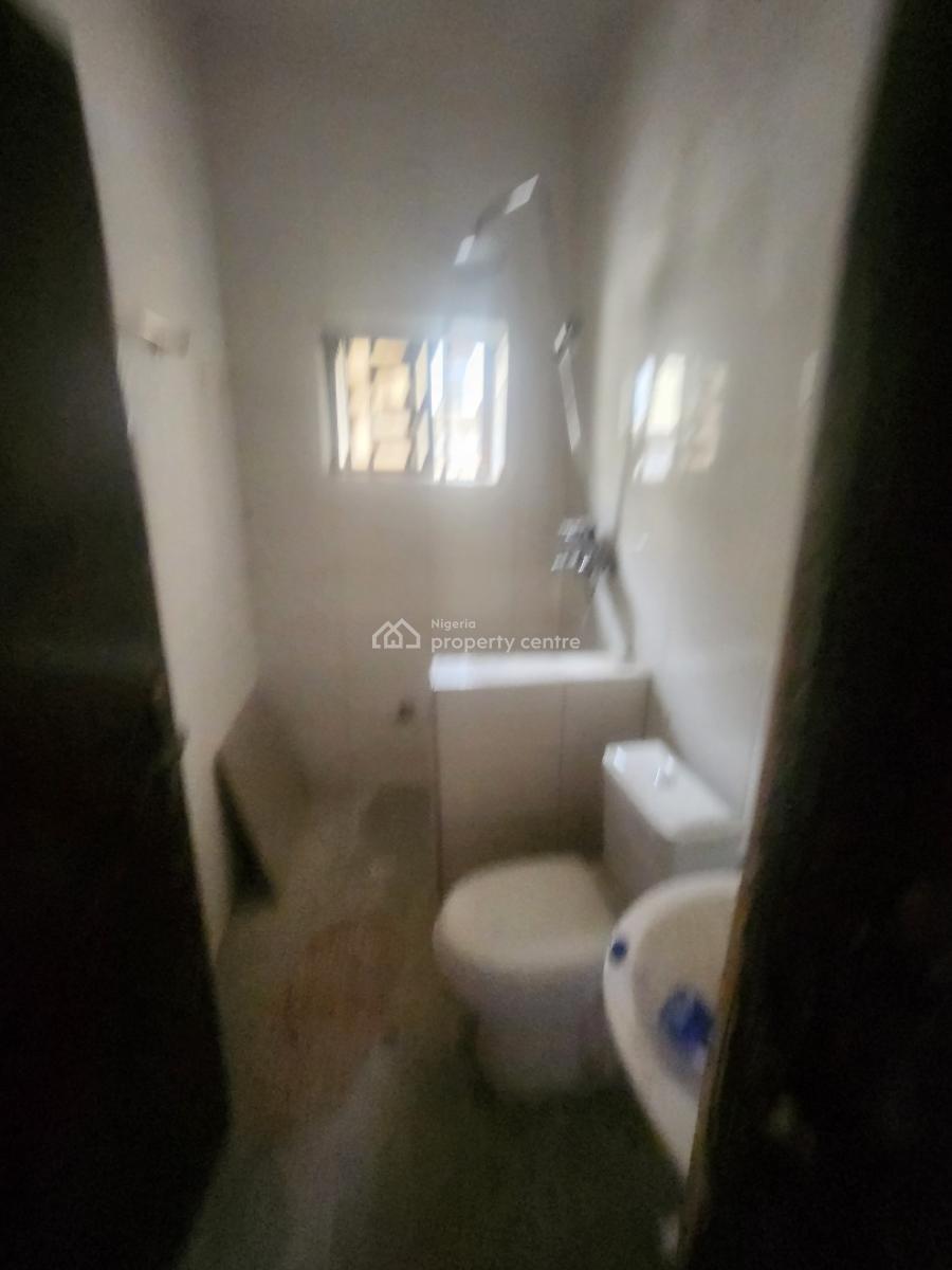 Clean 1 Bedroom Flat, Renovated Pay & Pack in, Nicon Luxury, Area 11, Garki, Abuja, Flat / Apartment for Rent