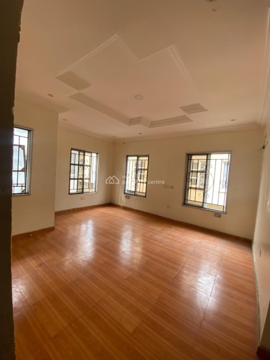 Very Spacious Miniflat ( Upstairs), Chevron, Lekki, Lagos, House for Rent